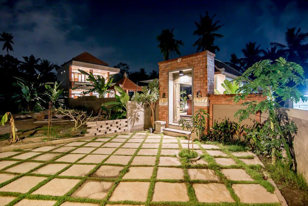Umah Dangin Guest House Ubud  Bagian luar foto