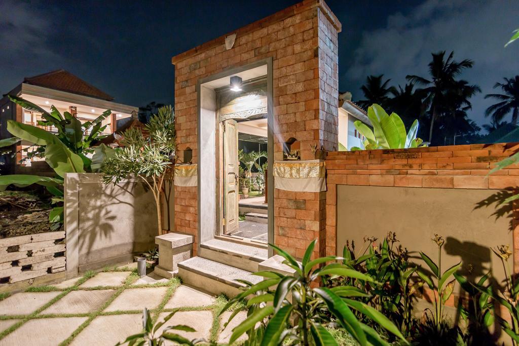 Umah Dangin Guest House Ubud  Bagian luar foto