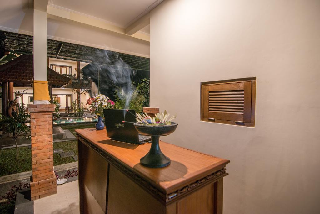 Umah Dangin Guest House Ubud  Bagian luar foto