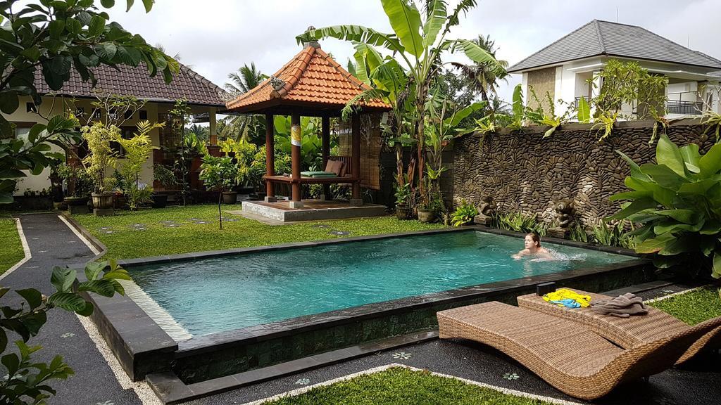 Umah Dangin Guest House Ubud  Bagian luar foto