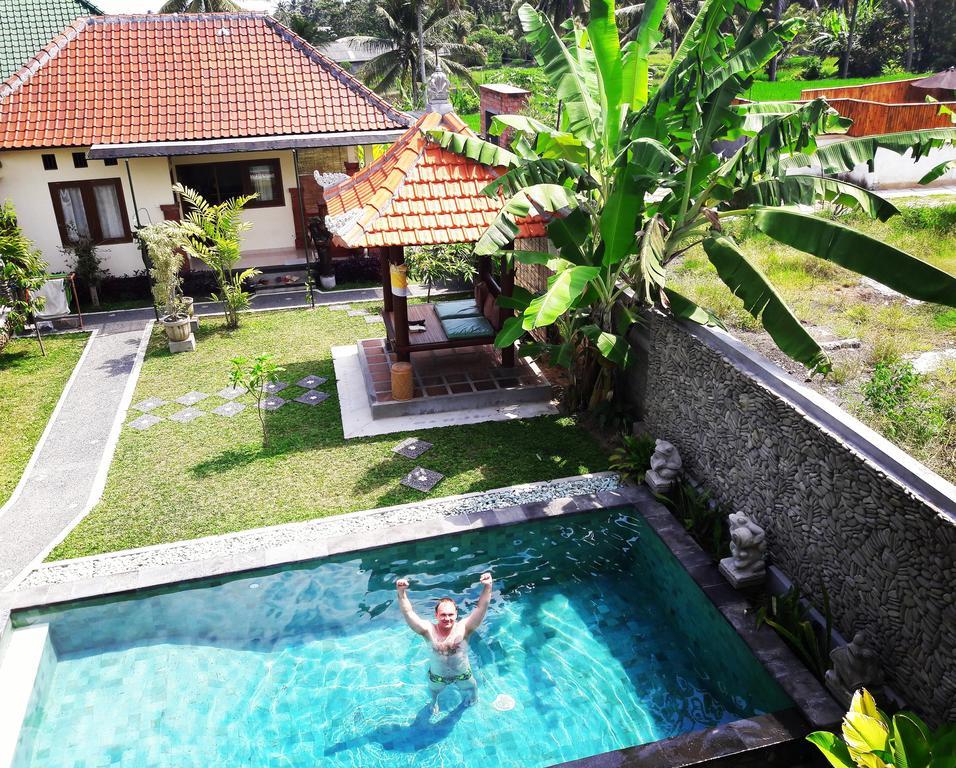 Umah Dangin Guest House Ubud  Bagian luar foto
