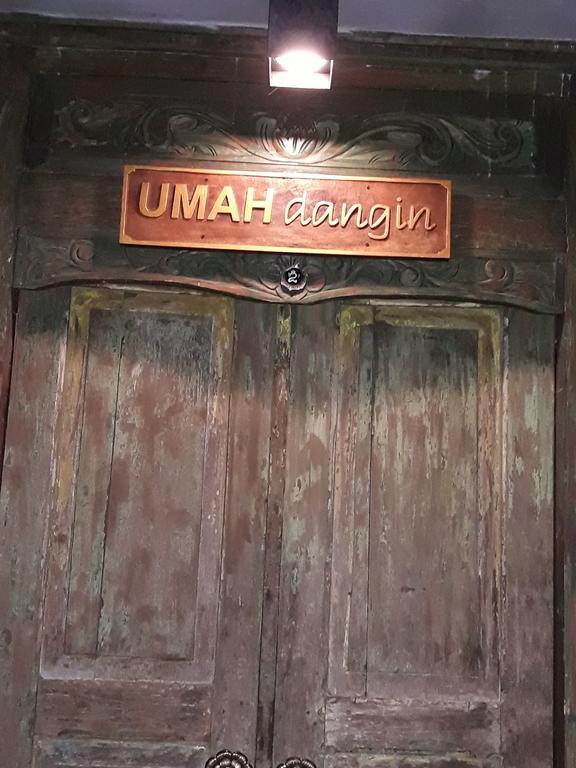 Umah Dangin Guest House Ubud  Bagian luar foto